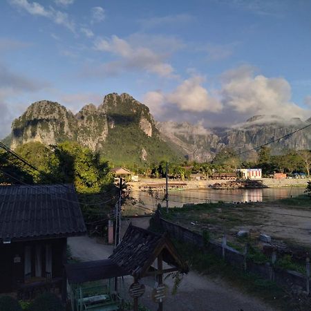 Bungalows Le Jardin Vangvieng ヴァンヴィエン エクステリア 写真