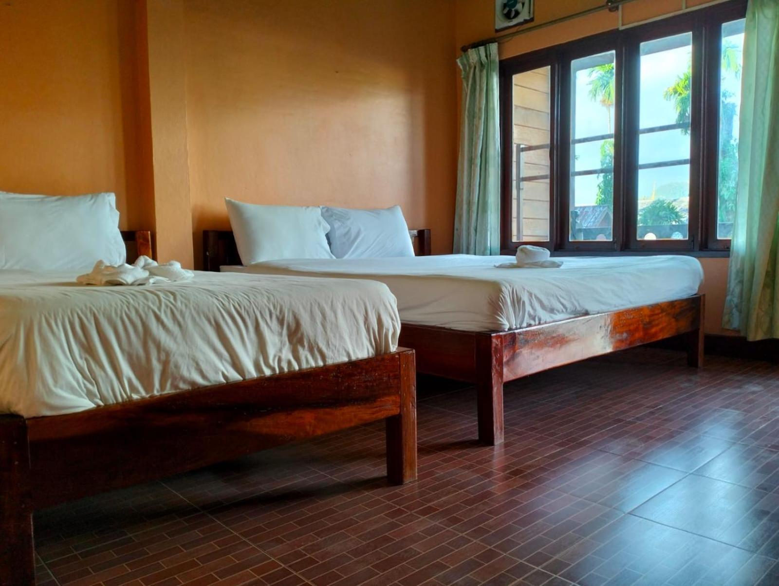 Bungalows Le Jardin Vangvieng ヴァンヴィエン エクステリア 写真
